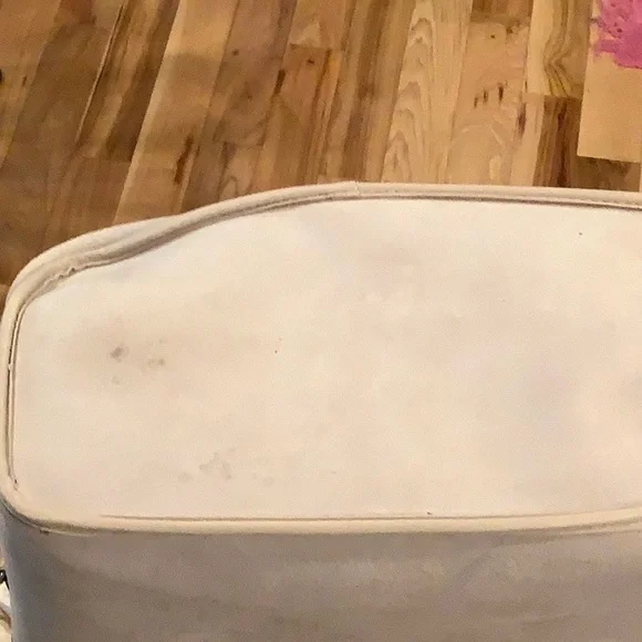 Big Logo Coach Tote - Picture 10 of 12